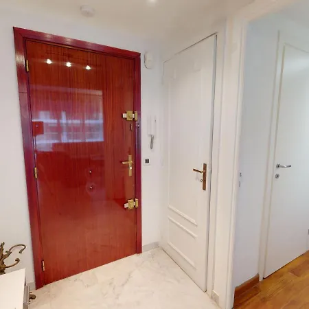 Appartamento Grand 2 Pièces Climatisé Avec Terrasse Et Garage Privé Près De La - Fr-1-196-311 Mentone
