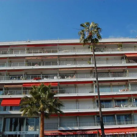 Appartamento Grand 2 Pièces Climatisé Avec Terrasse Et Garage Privé Près De La - Fr-1-196-311 *